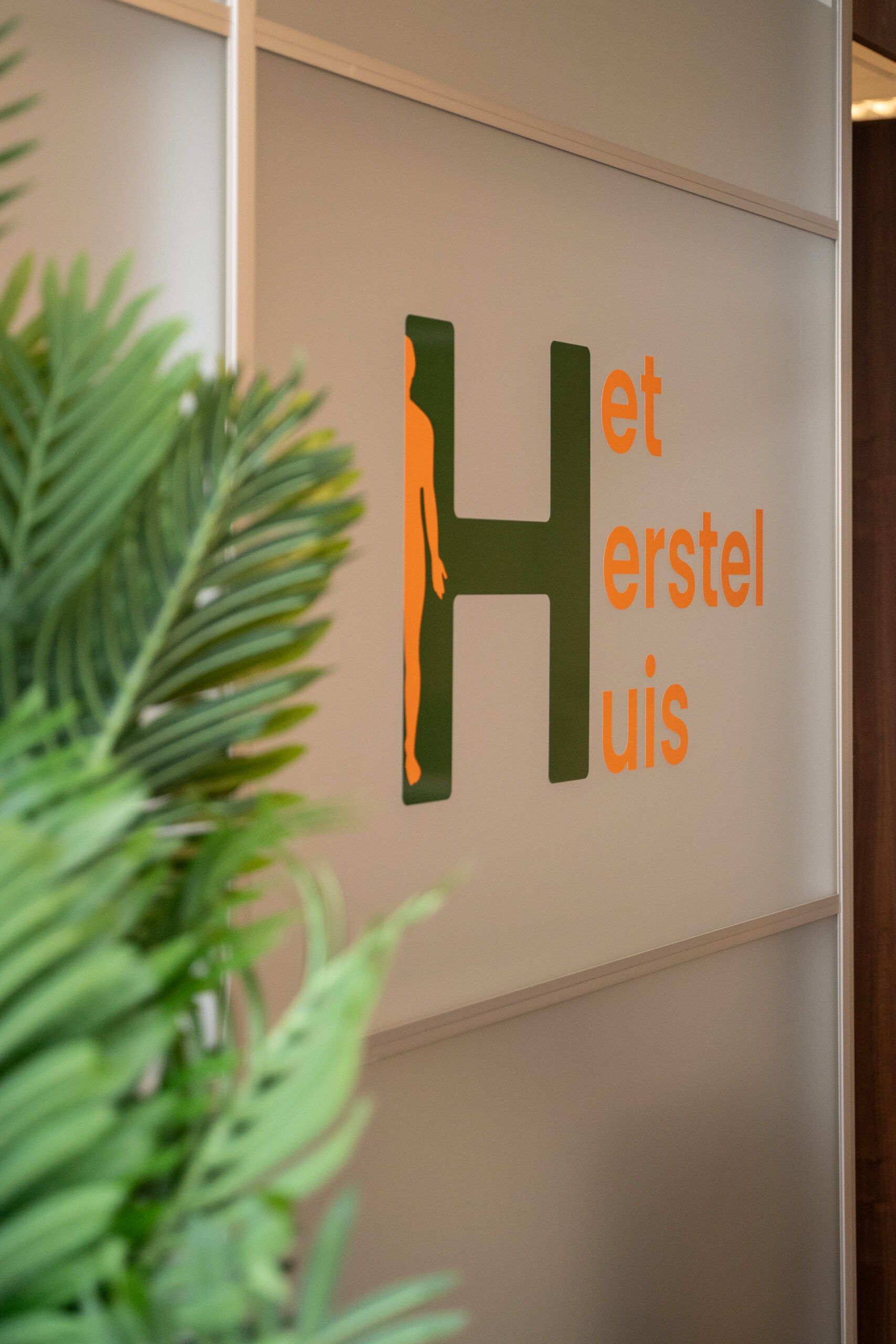 Het Herstelhuis logo